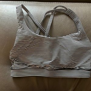 lulu lemon Energy Bra 
Medium Support | black & white | size 4 (S)